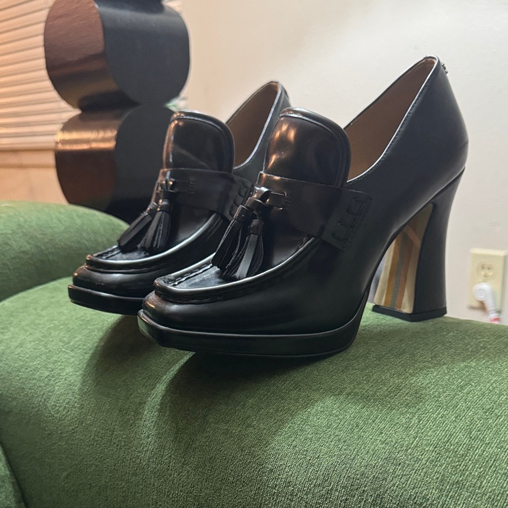 Jessica Simpson Black Heeled Loafers